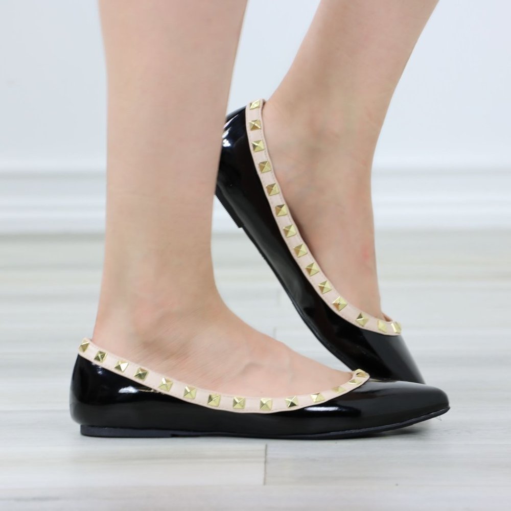 Black Patent Pointed Toe Slip On Flat Shoes Metal Gold Studs - Picture 6 of 11